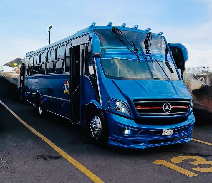 Rutas fijas de transporte de maquila y oficinas